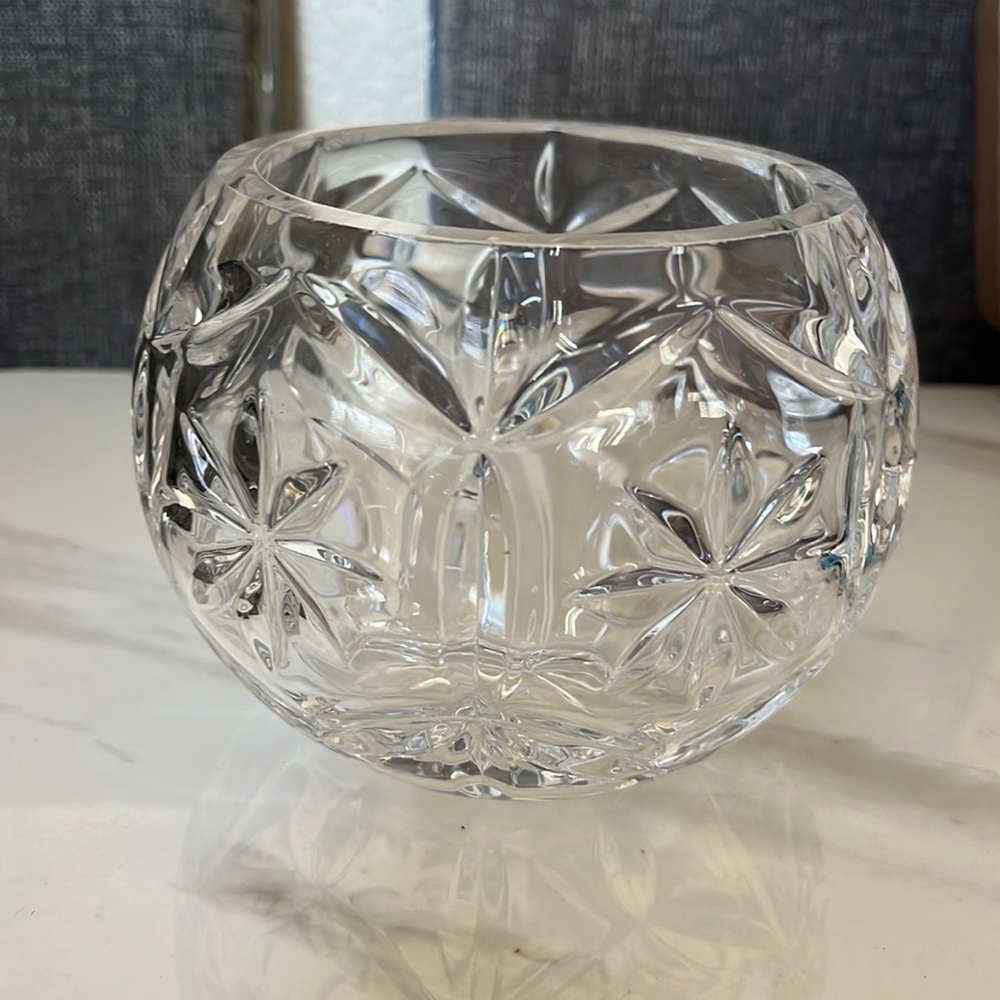 Vintage Round Vase Fine Bohemia 24% crystal Lead